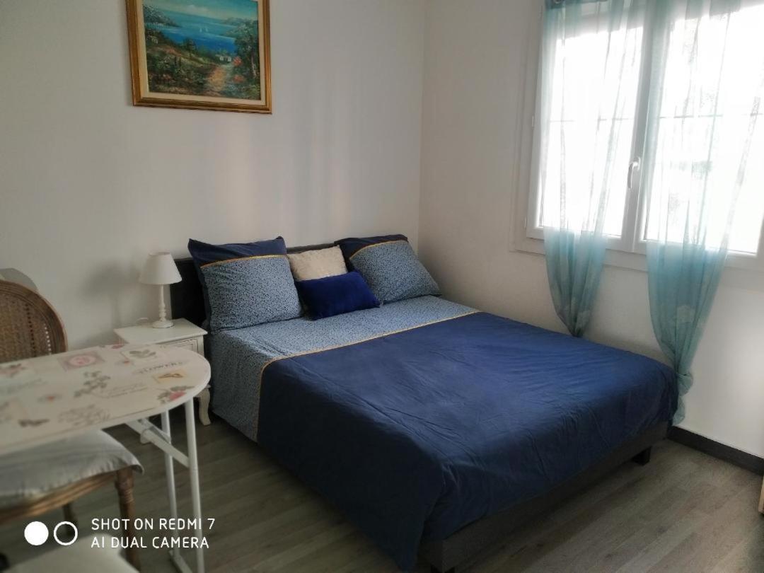 Chambres Tout Confort,Gare Tgv ,Wifi,Clim, Parking,Pt Dejeuner Перпинян Екстериор снимка