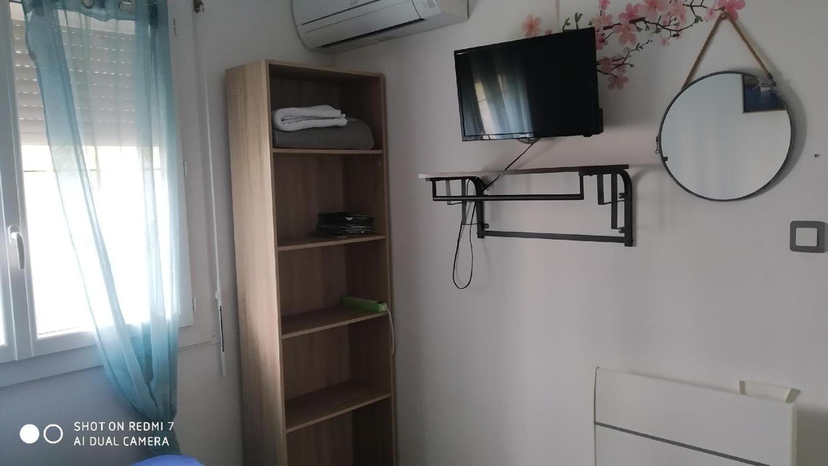 Chambres Tout Confort,Gare Tgv ,Wifi,Clim, Parking,Pt Dejeuner Перпинян Екстериор снимка